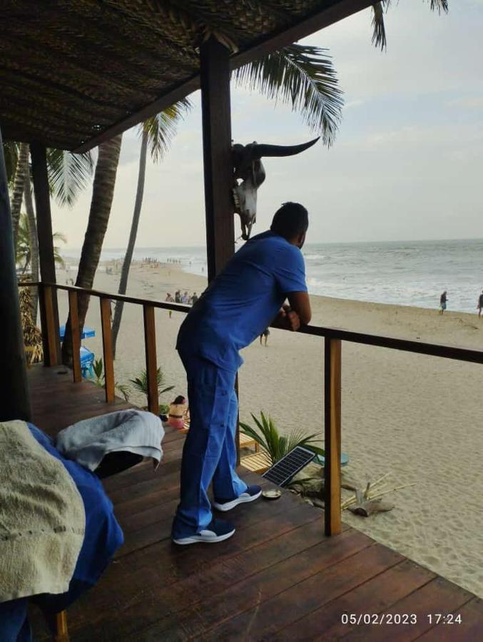 Velero Relax Hostal Guachaca
